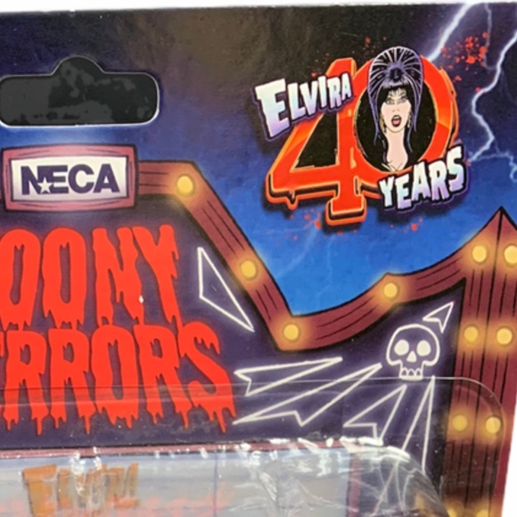Elvira Toon Terrors Figure Halloween - Picture 3 of 7